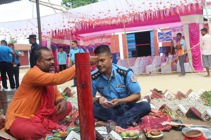 गौर चपुर सडक खण्ड स्थित बम नहर चौकमा अस्थायी प्रहरी पोस्ट स्थापना ।